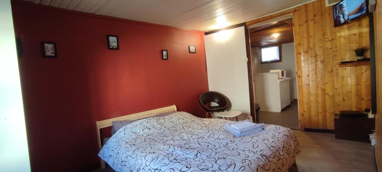 Studio Hypercentre A 2 Pas De La Gare. Appart N°3 Agen Eksteriør billede